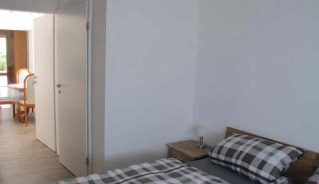 Apartment 'Eichenauer' with Shared Terrace, Wi-Fi and Air Conditioning