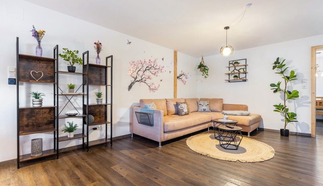 Apartment 'Ferienwohnung in Marktoberdorf' with Shared Terrace and Wi-Fi