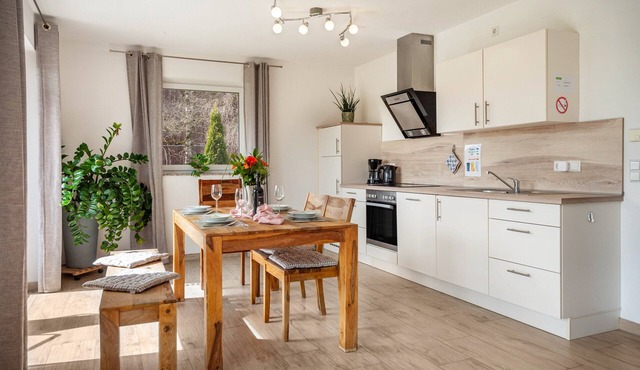 Apartment "Ferienwohnung 1" with Shared Garden, Balcony and Wi-Fi