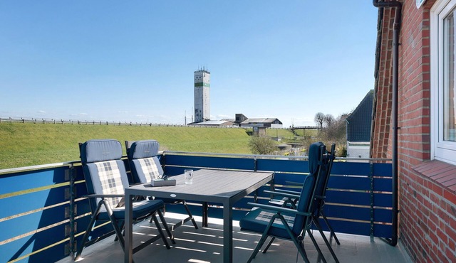 Apartment 'Ferienwohnung Deichblick' with Shared Garden, Balcony and Wi-Fi