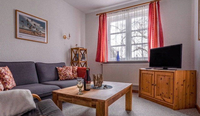 Apartment 'Ferienwohnung Eiderente' with Shared Terrace, Shared Garden and Wi-Fi