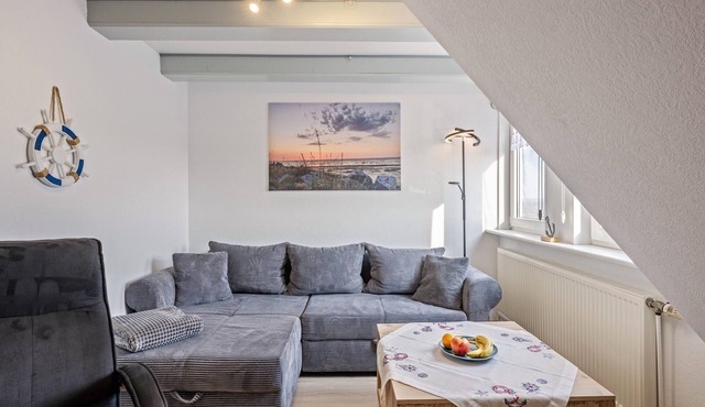 Apartment 'Ferienwohnung Oland' with Sea View, Shared Terrace and Wi-Fi