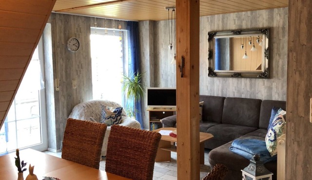 Apartment 'Fewo 2 - Seehaus Hoyer' with Balcony and Wi-Fi