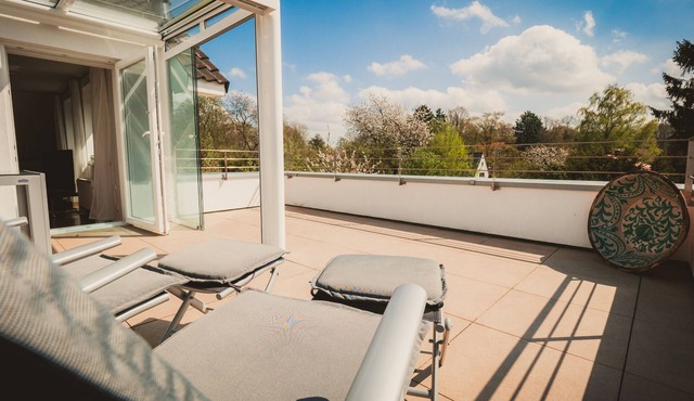 Apartment "Flair" 95 m2, 2 bedrooms, roof terrace, winter garden, atmosphere