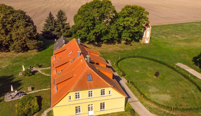 Apartment 'Gut Rattelvitz - Parterre Mitte' with Sea View, Private Terrace and Wi-Fi