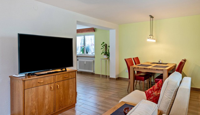 Apartment 'Haus Irma' with Mountain View, Balcony and Wi-Fi