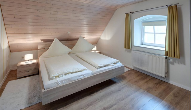 Apartment 'Löwenzahn' with Shared Terrace, Shared Garden and Wi-Fi