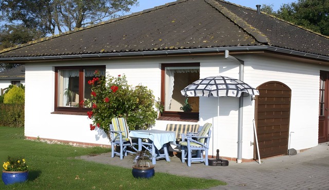 Apartment 'Marschblick' with Private Terrace, Shared Garden and Wi-Fi