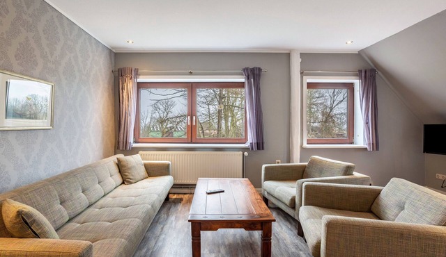 Apartment 'Ostseeblick Fewo 3' with Balcony and Wi-Fi