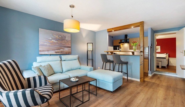Apartment 'Ostseeblick Fewo 7' with Private Terrace, Private Garden and Wi-Fi