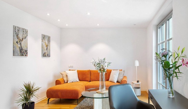 Apartment 'Schöanuer Hof - Wohnung Rosalie' with Private Terrace, Wi-Fi and Air Conditioning