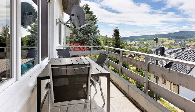 Apartment 'Sonnenblick' with Mountain View, Balcony and Wi-Fi