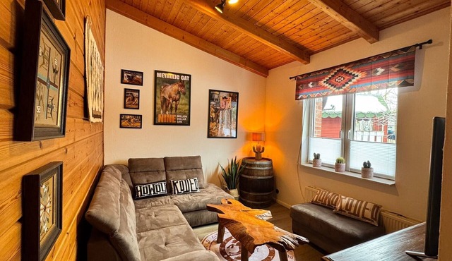 Apartment 'Tiny Rooster Lodge' with Wi-Fi