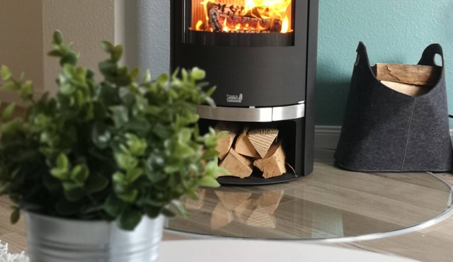 Apartment with 3 bedrooms, balcony and fireplace - perfect for couples/families