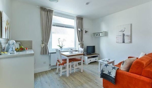 App. 7 in strandnaher Lage - Bäderstil-Villa in Wenningstedt/Sylt