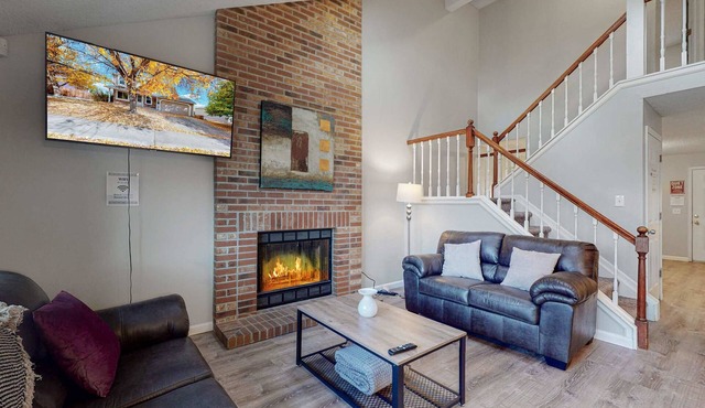 Aurora Family-Friendly Home Near Quincy Reservoir