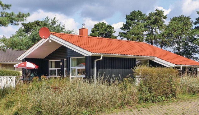 Awesome home in Travemünde-Priwall