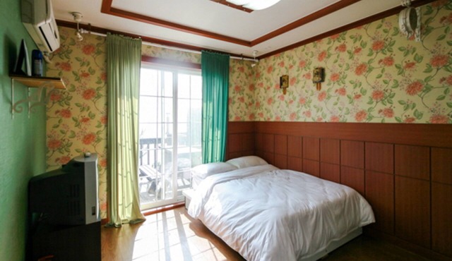 Badasol Fragrance Pension