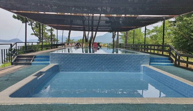 Beach castle hotel & resort