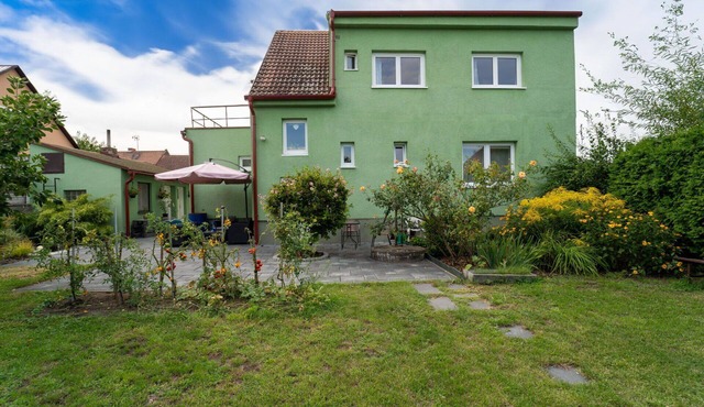 Beautiful private villa for 5 people with WIFI, TV, terrace and pets allowed