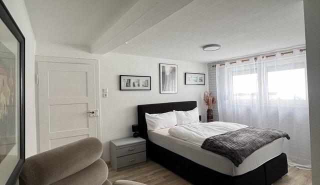 Beautiful double room with smart TV