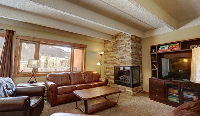 Beautiful Porch, Mountain Side, Private Wash/Dryer