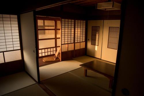 Benton Guesthouse, Private Nostalgic Showa-era House, former Akiya