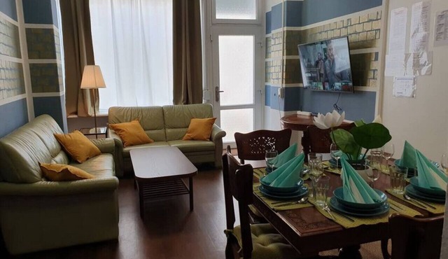 Big & Cozy Central Lichtenberg City Apartment