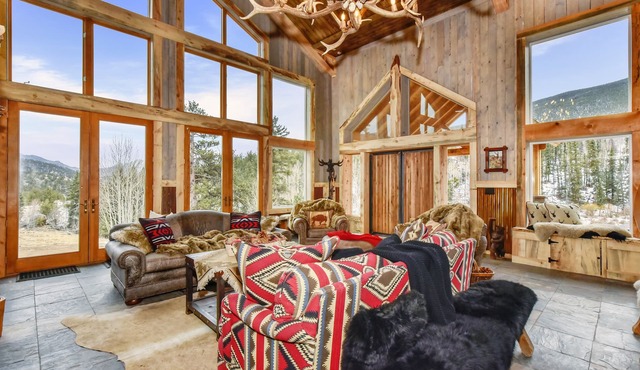 ⛷⛰☀ Bison Peak Lodge ☀⛰⛷ Premier Rocky Mountain Wilderness Lodge on 37 Acres
