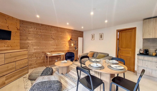 Bright apartment near slopes – Sleeps 4