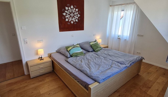 Bright 3-room apartment/near trade fair and Stuttgart airport, central & green
