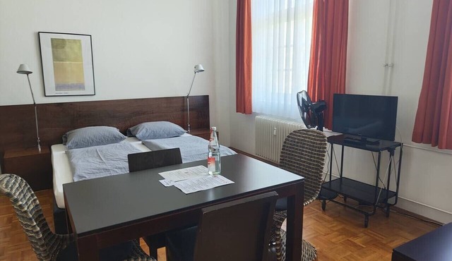 Bright Studio Apartment in Konstanz