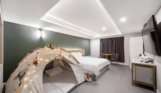 BRIGHTEN HOTEL