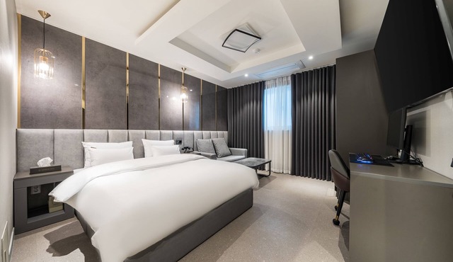 Brown Dot Hotel Chungju City Hall