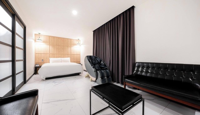 Buan Raum Drive-in Hotel