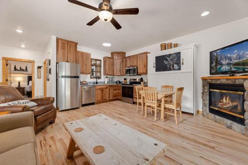 Bugle Pointe A05 by Estes Park Condos