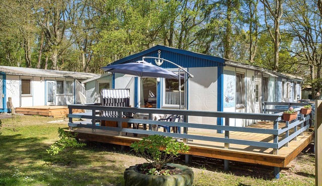 Bungalow 'Bungalow Mary Ann, Bgl 25' with Private Terrace and Wi-Fi