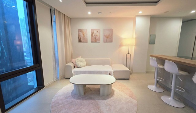 Busan Haeundae Beach Ocean Suite 4 min walk with 2 full bathrooms