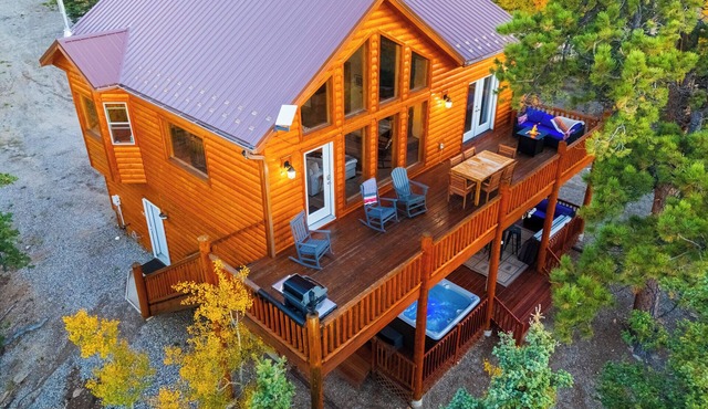 Cabin in the Clouds, A Colorado Mountain Retreat Cozy, Beautiful Views