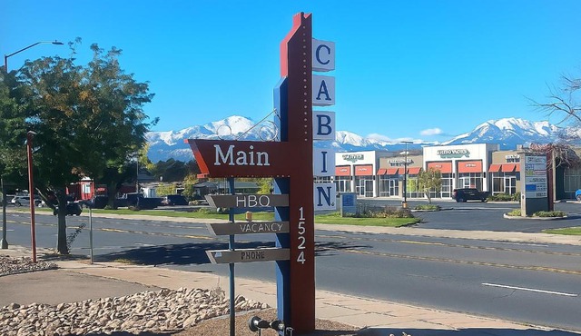 Cabins on Main Longmont