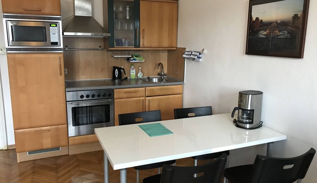 Central located Holiday Flat near Opera House for four persons.