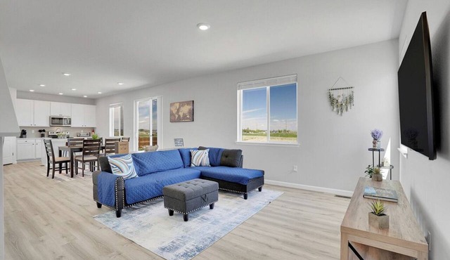 Centrally Located home near Boulder, Fort Collins, and the Rockies