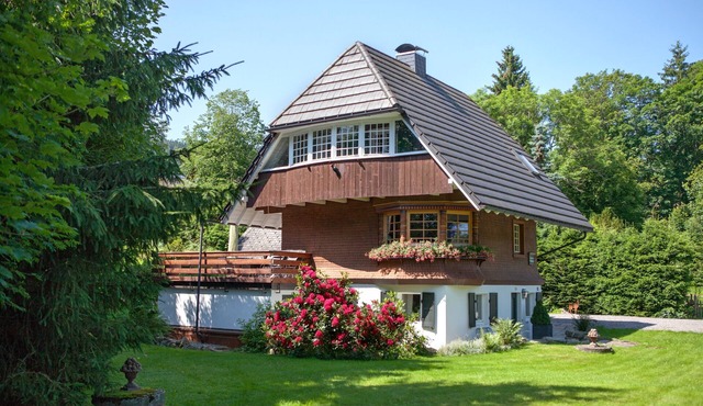 Chalet 'Schwarzwald- Am Birkenhain' with Wi-Fi
