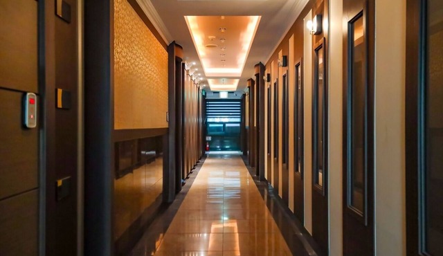 Charlot Castle Hotel