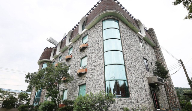 Cheongyang Paradise