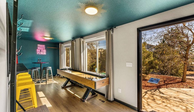 Colorful Game Casa | BBQ | FIREPIT