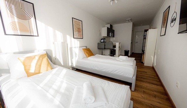 Come4Stay Passau - modern - Parkplatz by Interhome