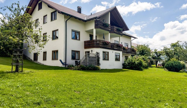 Comfortable vacation apartment 70 m² with private terrace