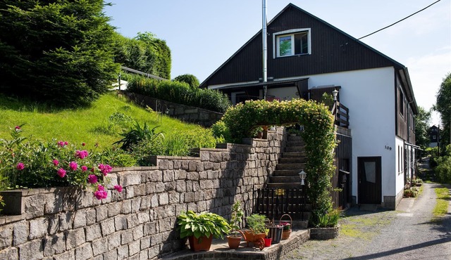 Comfortable, quiet and well-kept vacation apartment, idyllic countryside