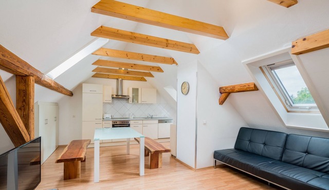 Condo V - modern apartment for up to 6 people